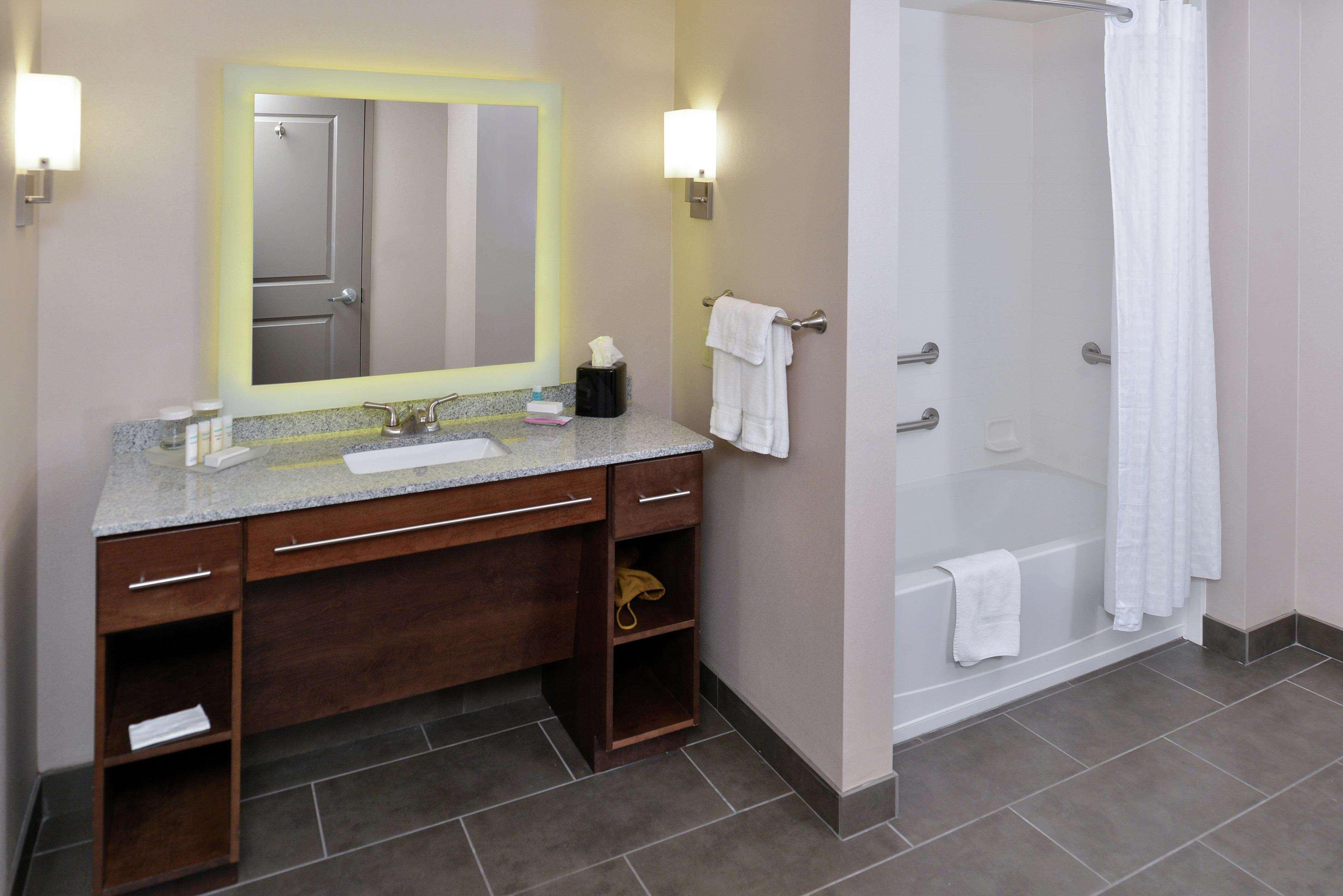 Homewood Suites By Hilton Cincinnati/Мейсън Екстериор снимка